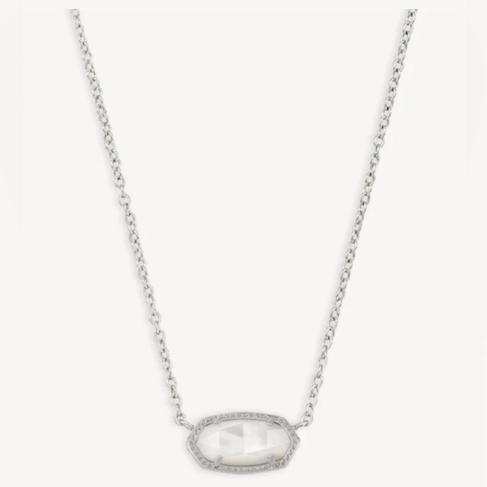 Elisa Silver Pendant Necklace in Ivory Mother-of-Pearl
